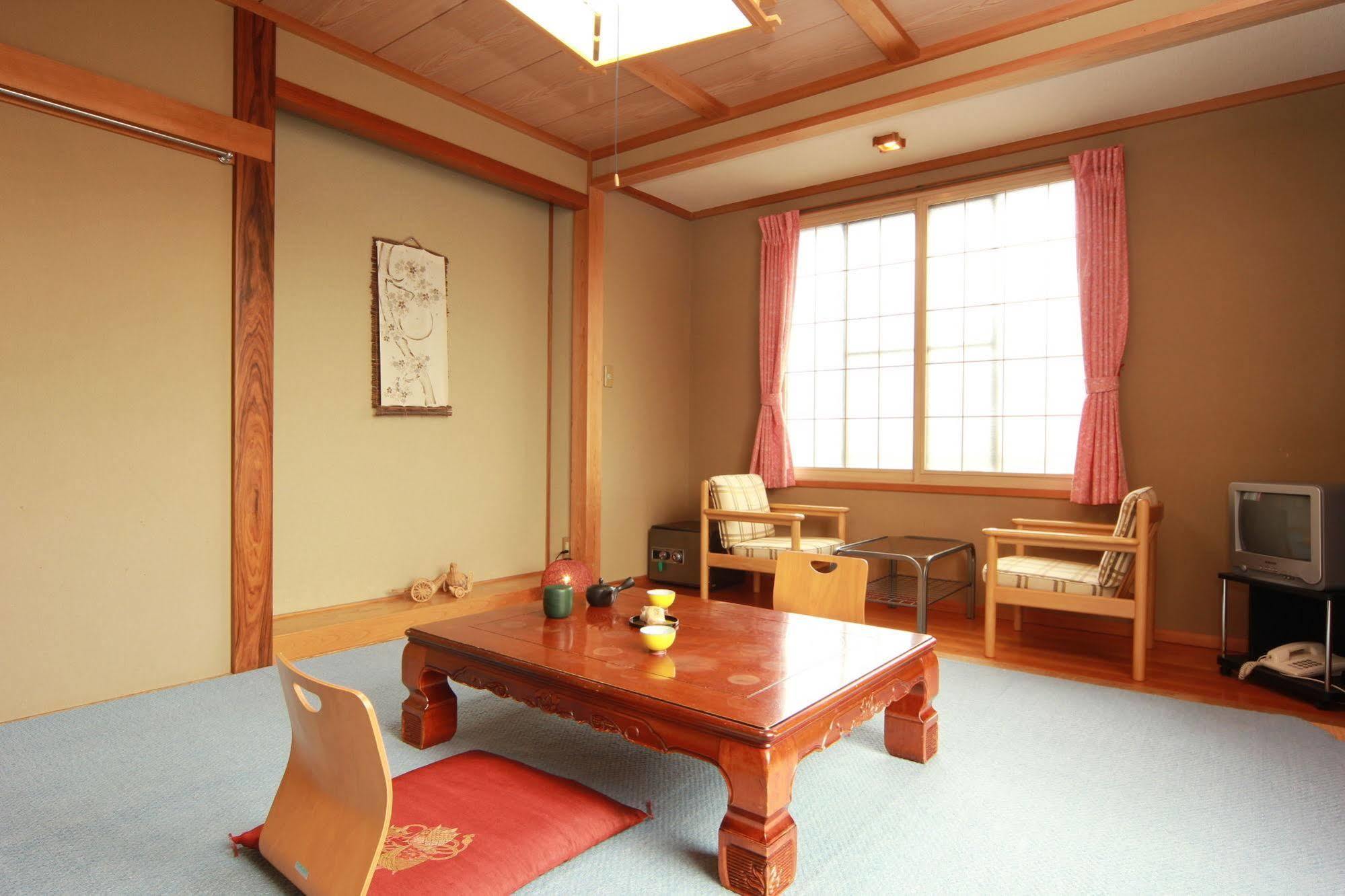 哈图谷鲁玛川端酒店 野沢 外观 照片